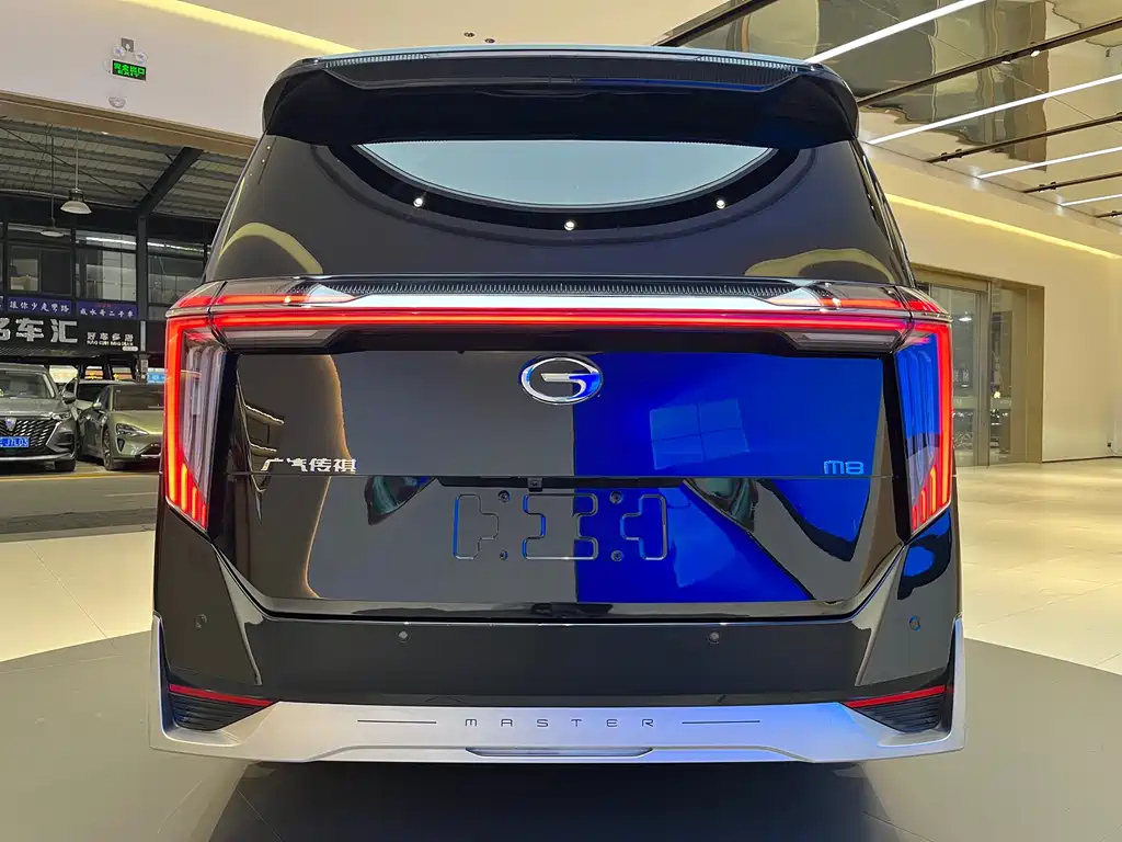 TRUMPCHI M8 2023