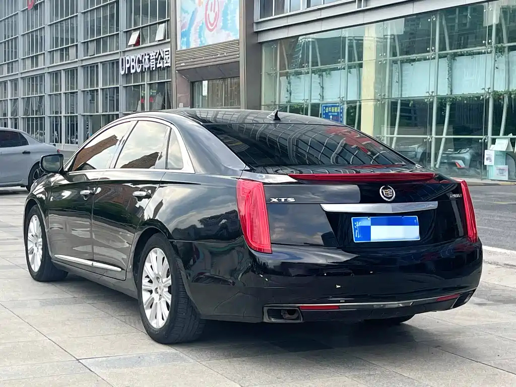 CADILLAC XTS 2014