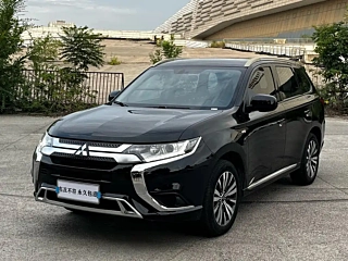 Заказать MITSUBISHI OUTLANDER