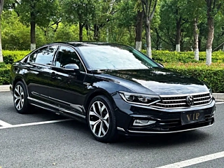 VOLKSWAGEN MAGOTAN 2023