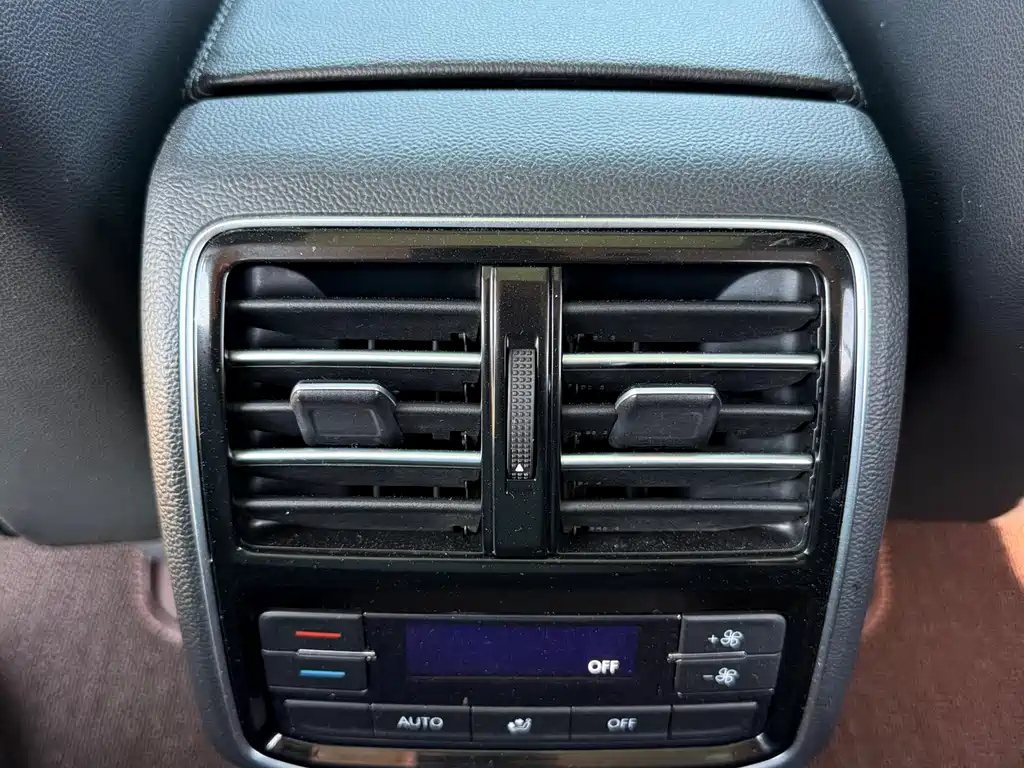 VOLKSWAGEN MAGOTAN 2018