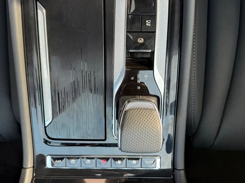 HONGQI H5 2024