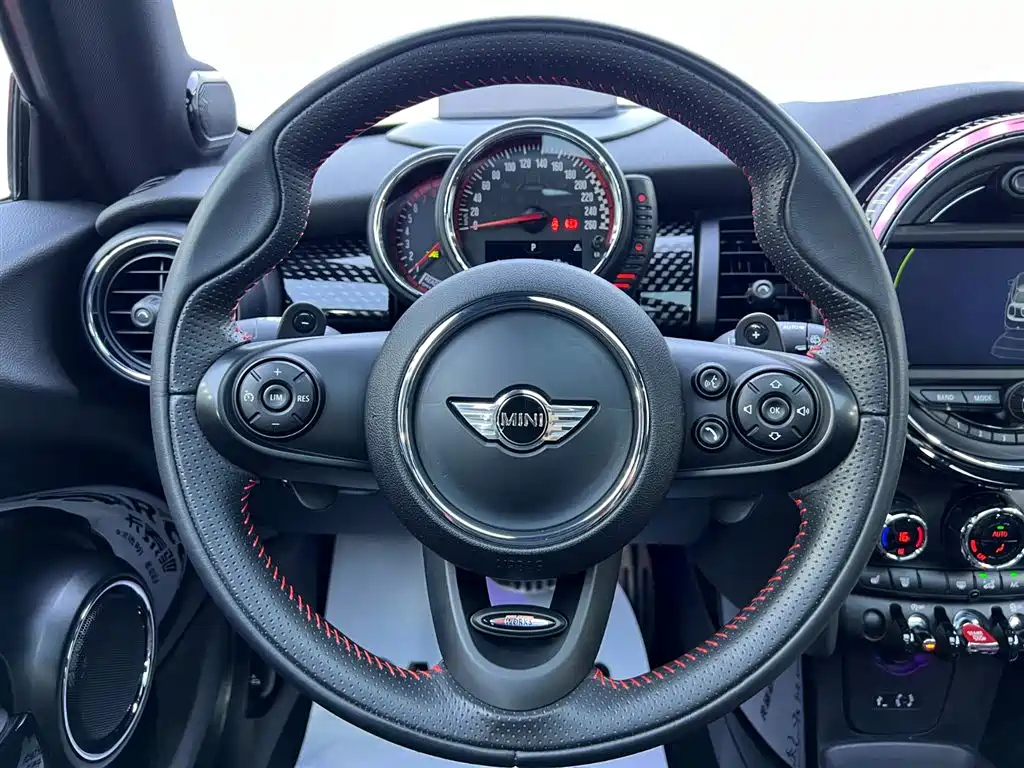 MINI JCW 2015