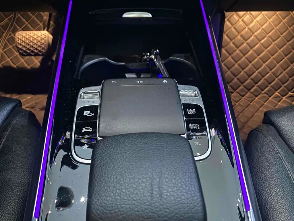 MERCEDES BENZ GLB 2020