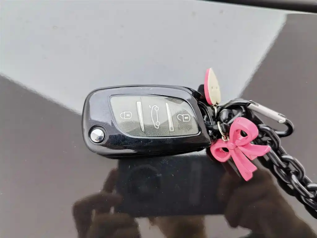 SUZUKI SWIFT 2016