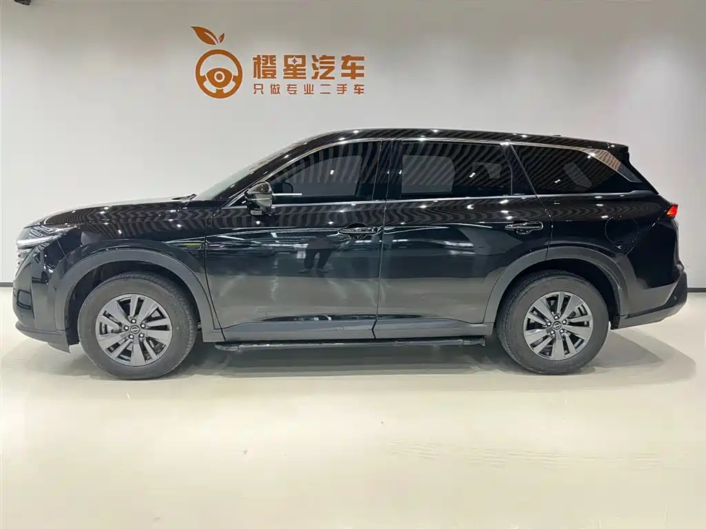 NISSAN PATHFINDER 2024