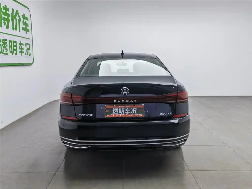 VOLKSWAGEN PASSAT 2022