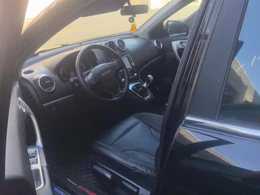 HAVAL H6 2015