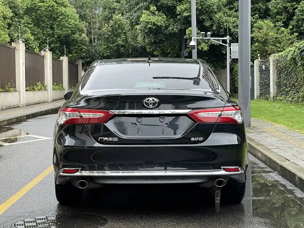 TOYOTA CAMRY 2023