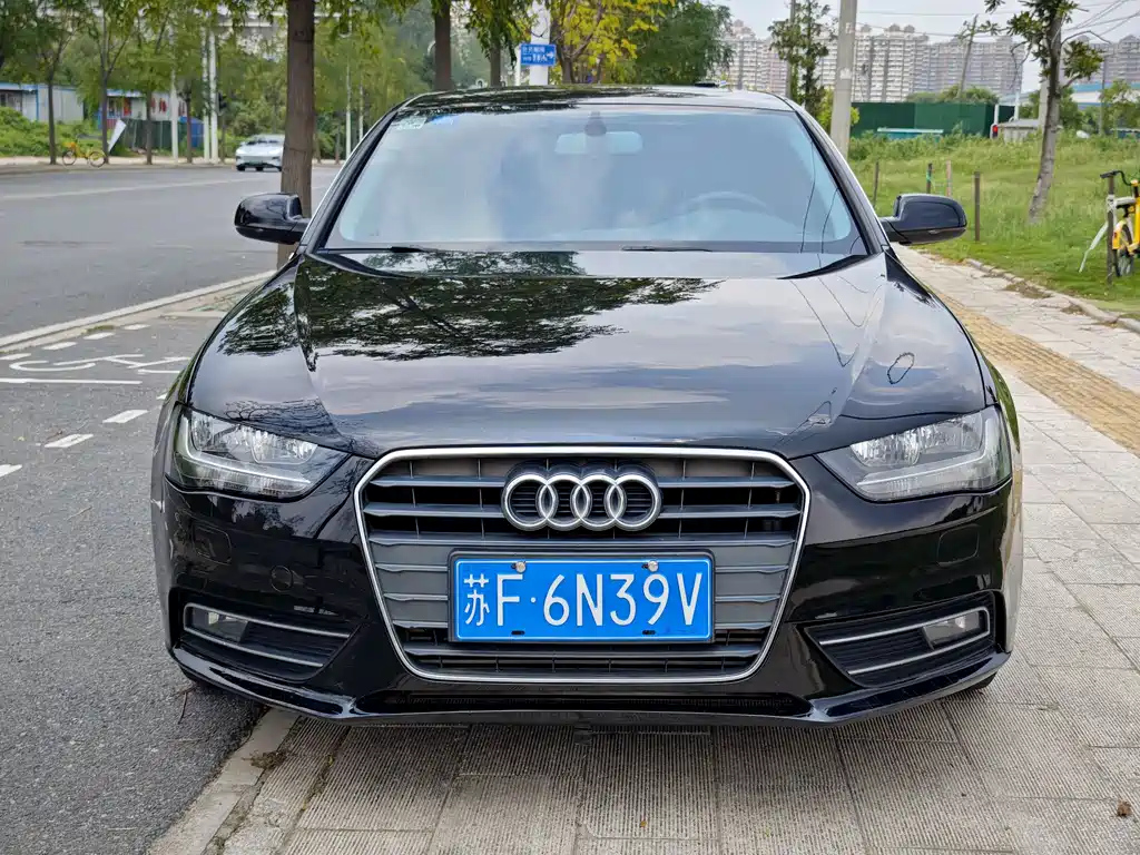 AUDI A4L 2013