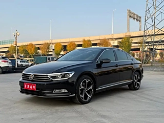 VOLKSWAGEN MAGOTAN 2019