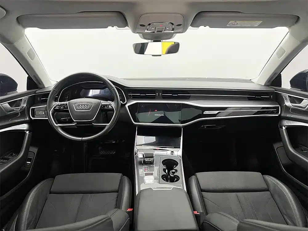 AUDI A7 2022
