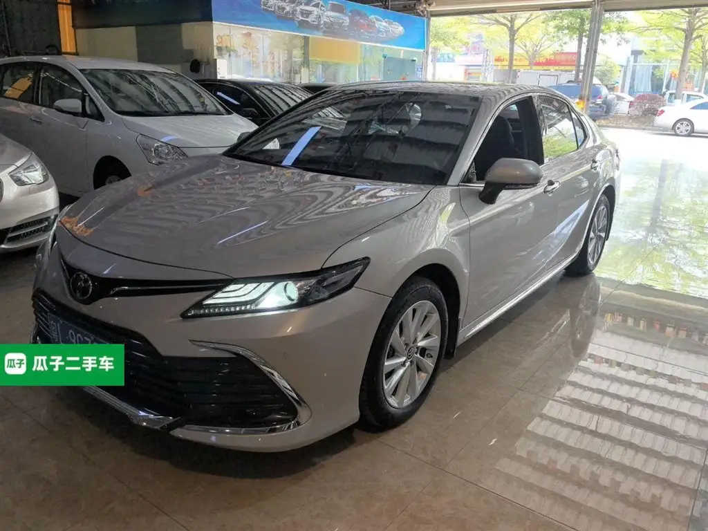 TOYOTA CAMRY 2023