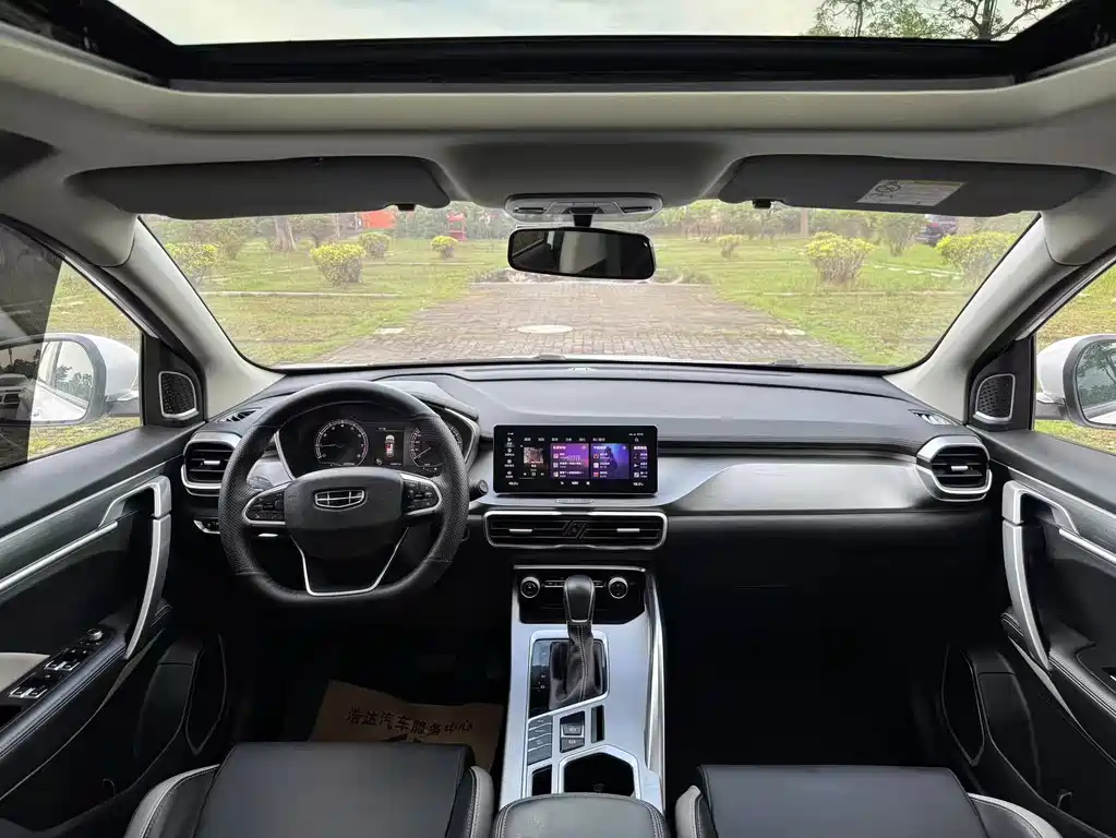 Фото Geely auto Coolray 2020 из Китая (№55419314)