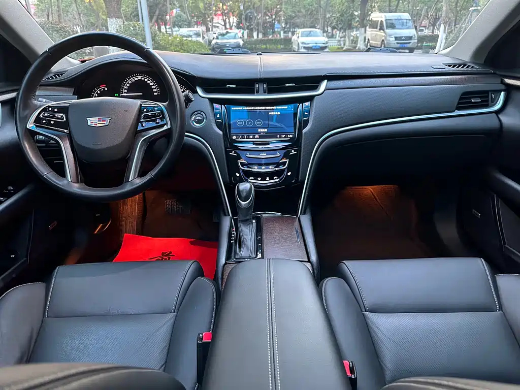CADILLAC XTS 2018