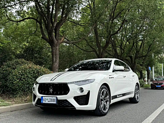 Заказать MASERATI LEVANTE