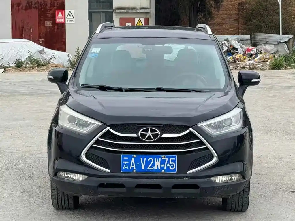JAC REFINE S3 2014