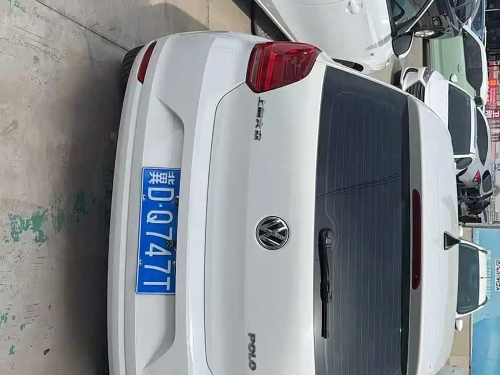 VOLKSWAGEN POLO 2018