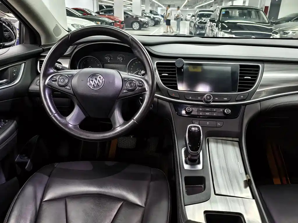 BUICK LACROSSE 2020