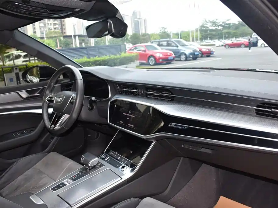 AUDI A6L 2022