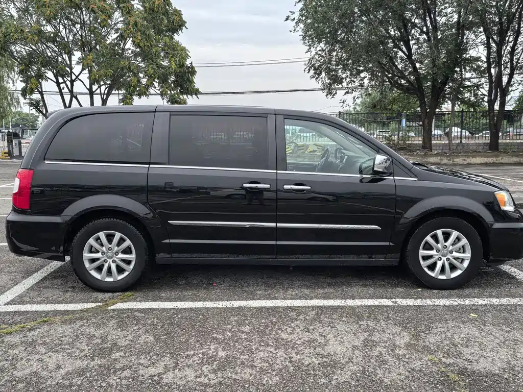 CHRYSLER OTHER 2013