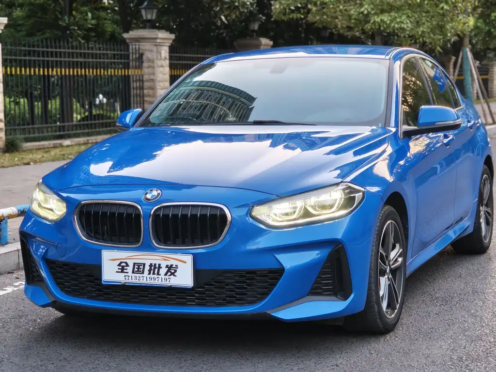 BMW 1-SERIES 2021