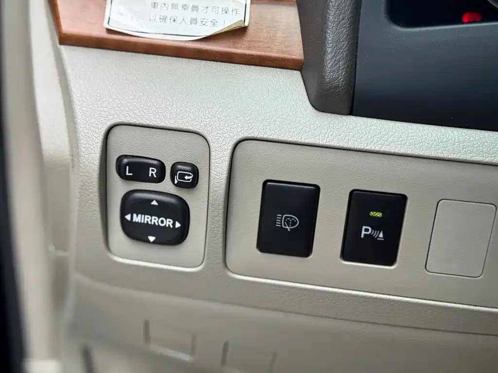 TOYOTA CAMRY 2011