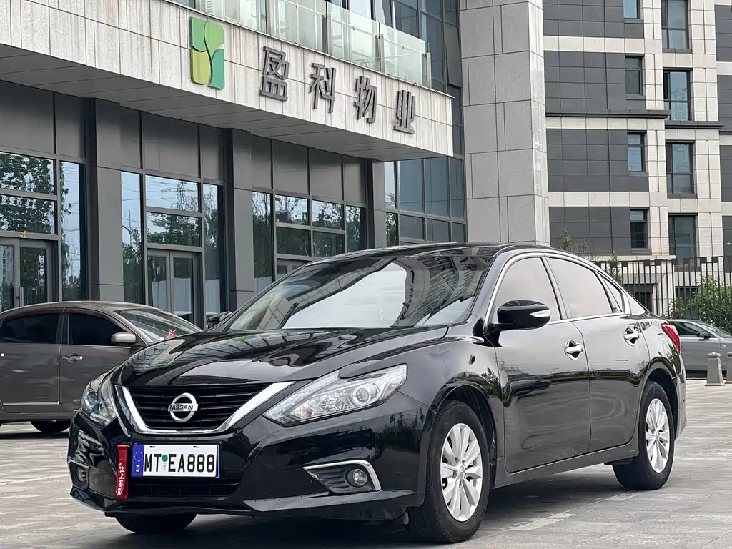 NISSAN TEANA 2016
