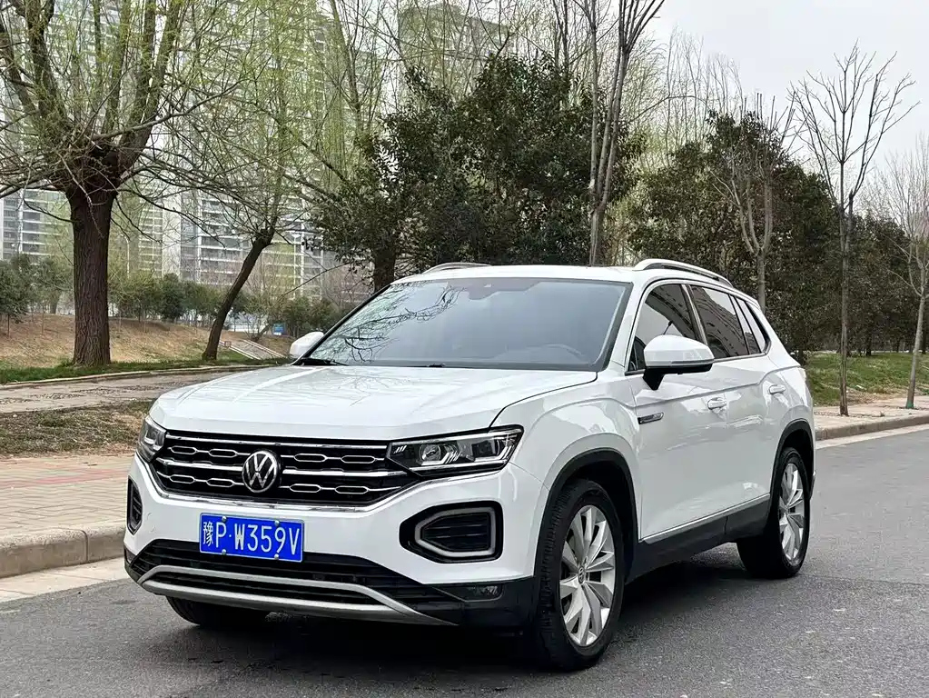 VOLKSWAGEN TAYRON 2021