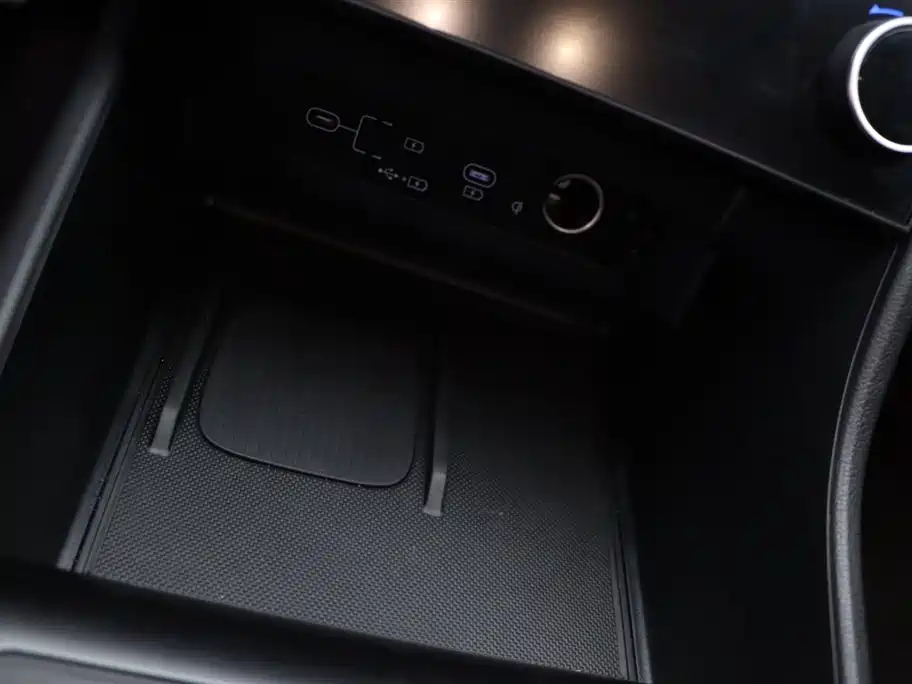 HYUNDAI SONATA 2024