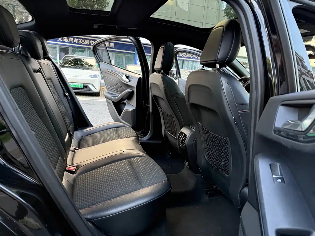 FORD FOCUS 2020