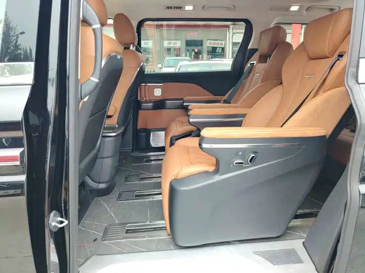HONGQI HQ9 2024