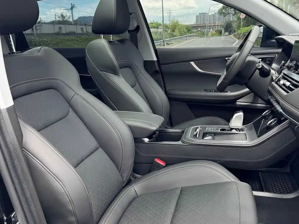 CHERY TIGGO 8 2024