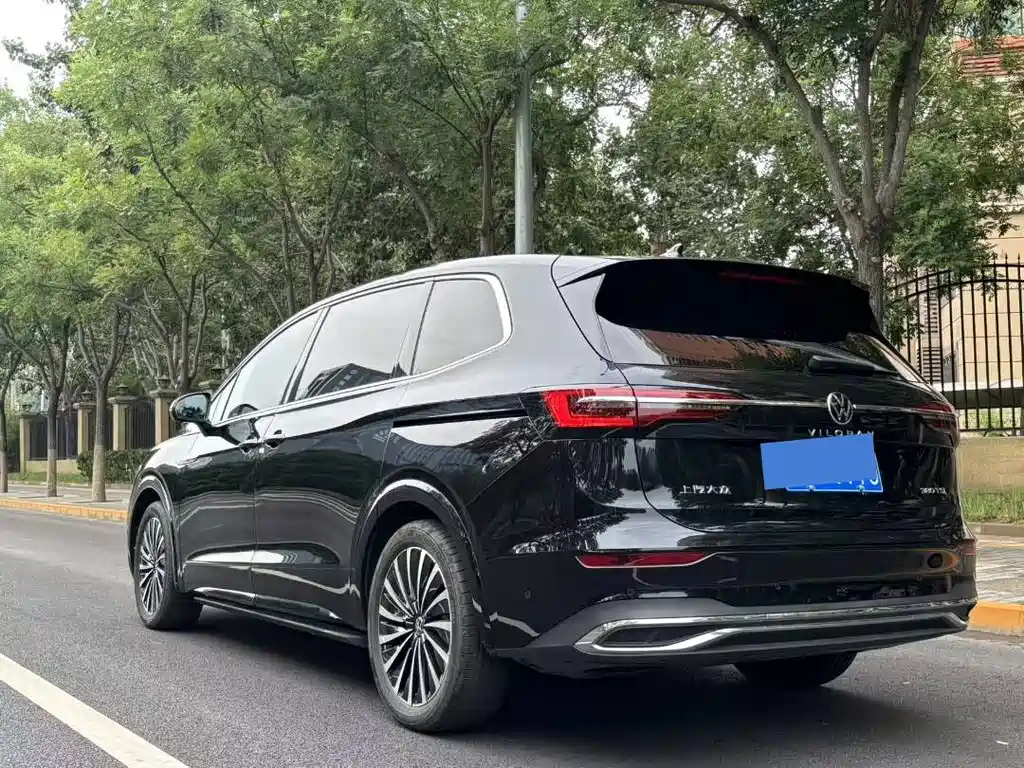 VOLKSWAGEN VILORAN 2024