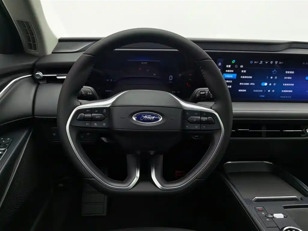 FORD MONDEO 2025
