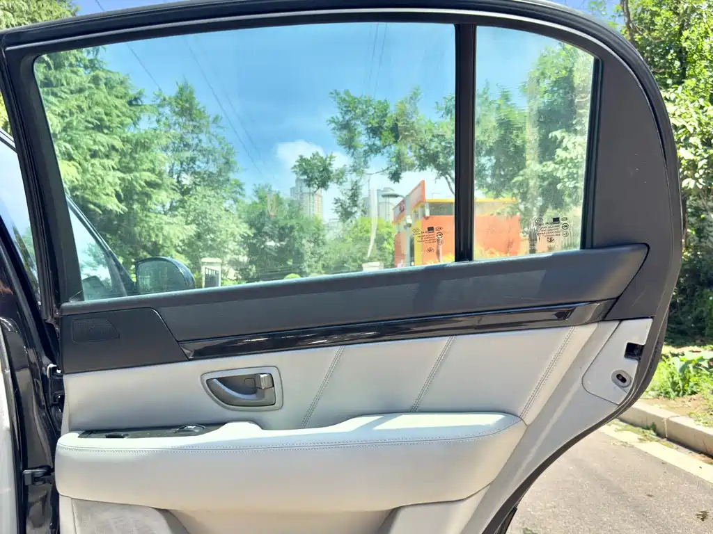KIA OPIRUS 2008