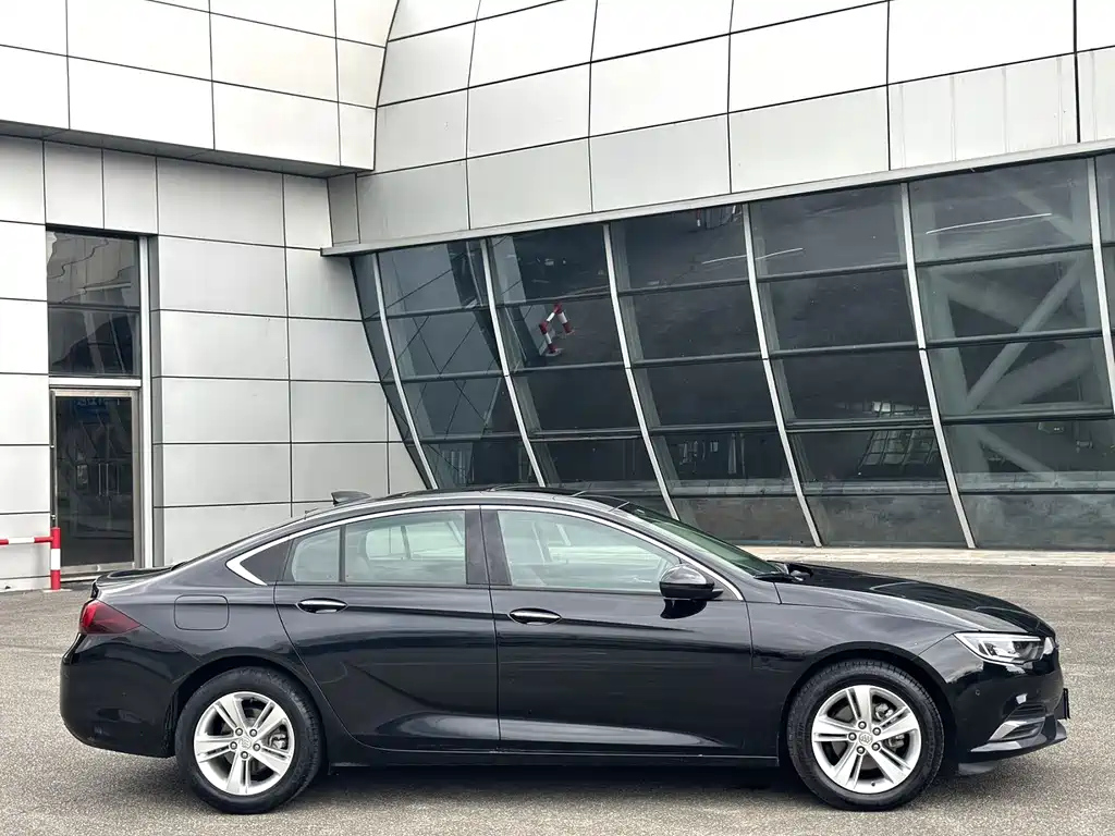 BUICK REGAL 2019