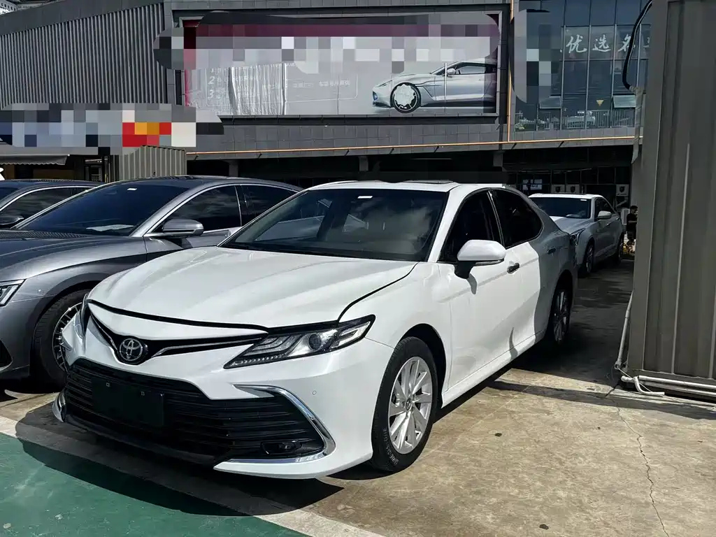 TOYOTA CAMRY 2021