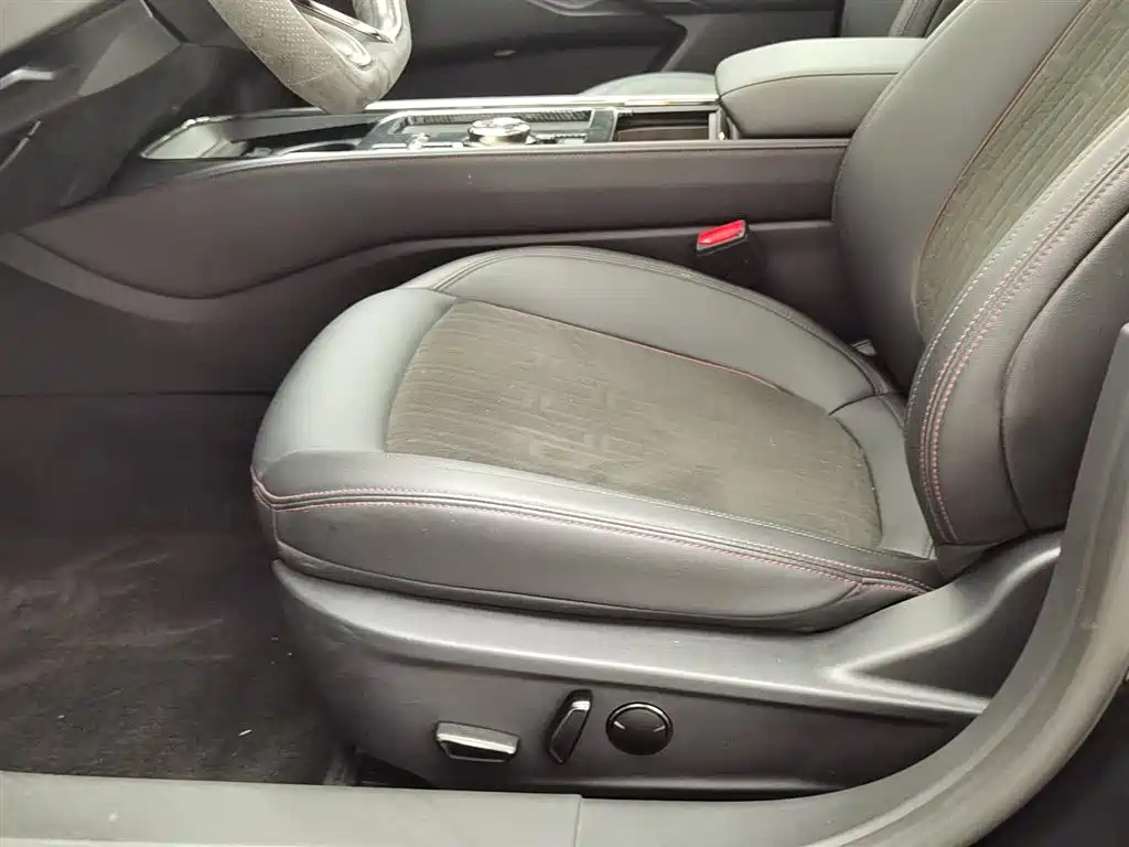 FORD MONDEO 2022