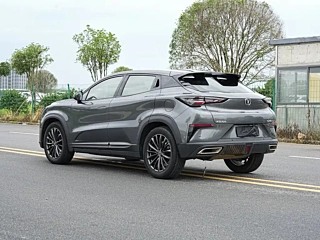 CHANGAN UNI-T  2022 YEAR 1.5T &#21331;&#36234; TYPE 2022