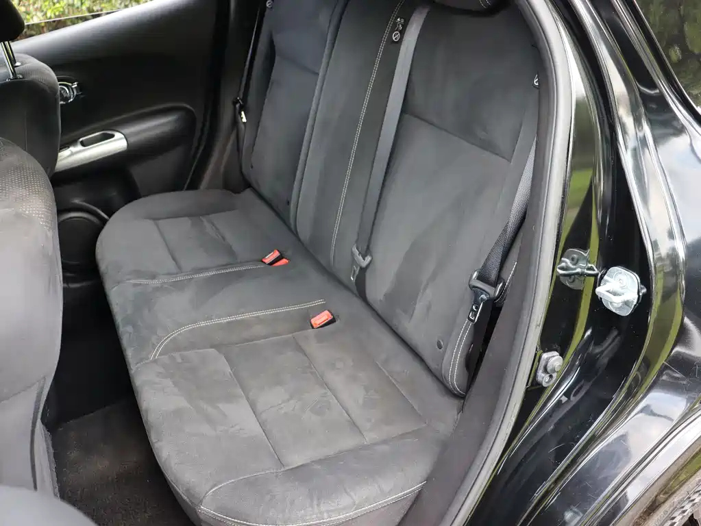INFINITI ESQ 2017