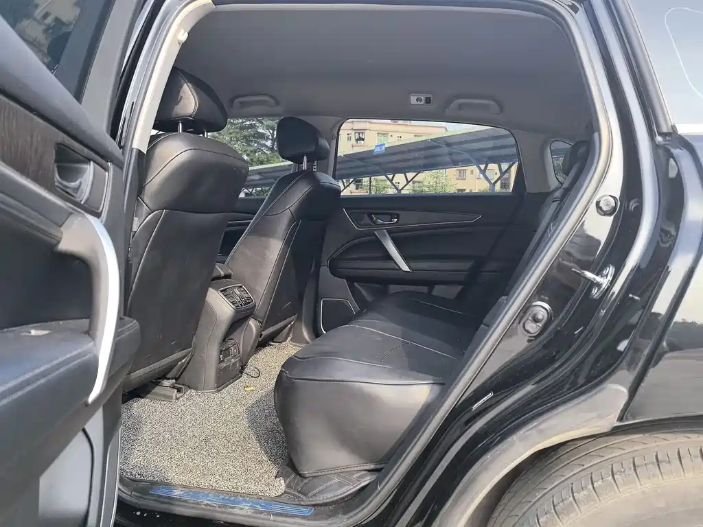 HONDA AVANCIER 2022