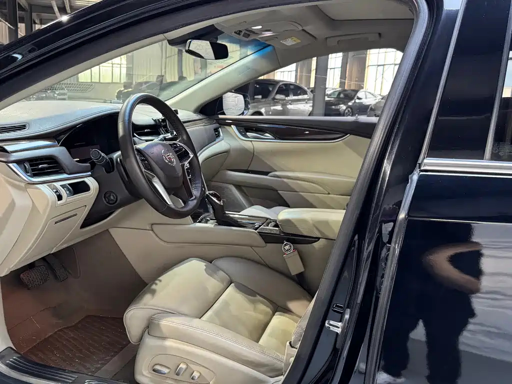 CADILLAC XTS 2014
