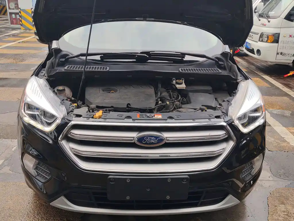 FORD ESCAPE 2017