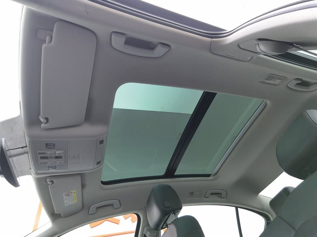 VOLKSWAGEN MAGOTAN 2019