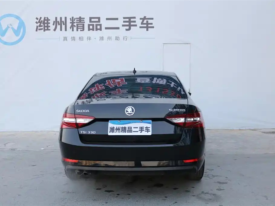 SKODA SUPERB 2019
