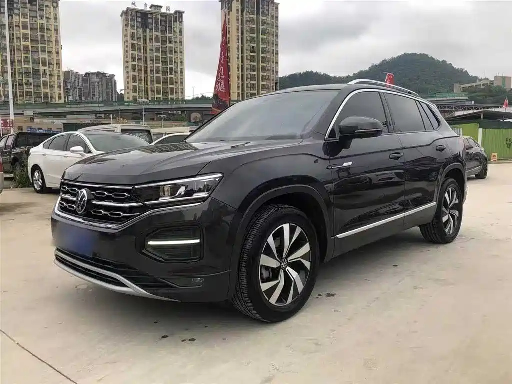 VOLKSWAGEN TAYRON 2022