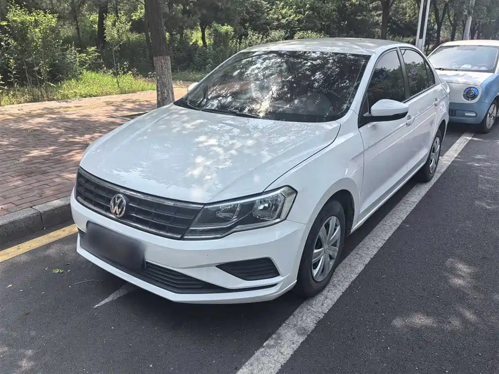 VOLKSWAGEN JETTA 2017