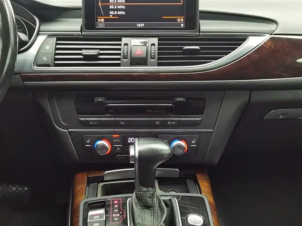 AUDI A6L 2014
