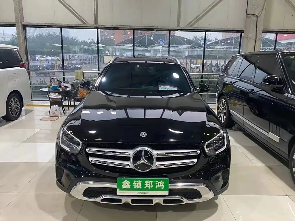 MERCEDES BENZ GLC 2021